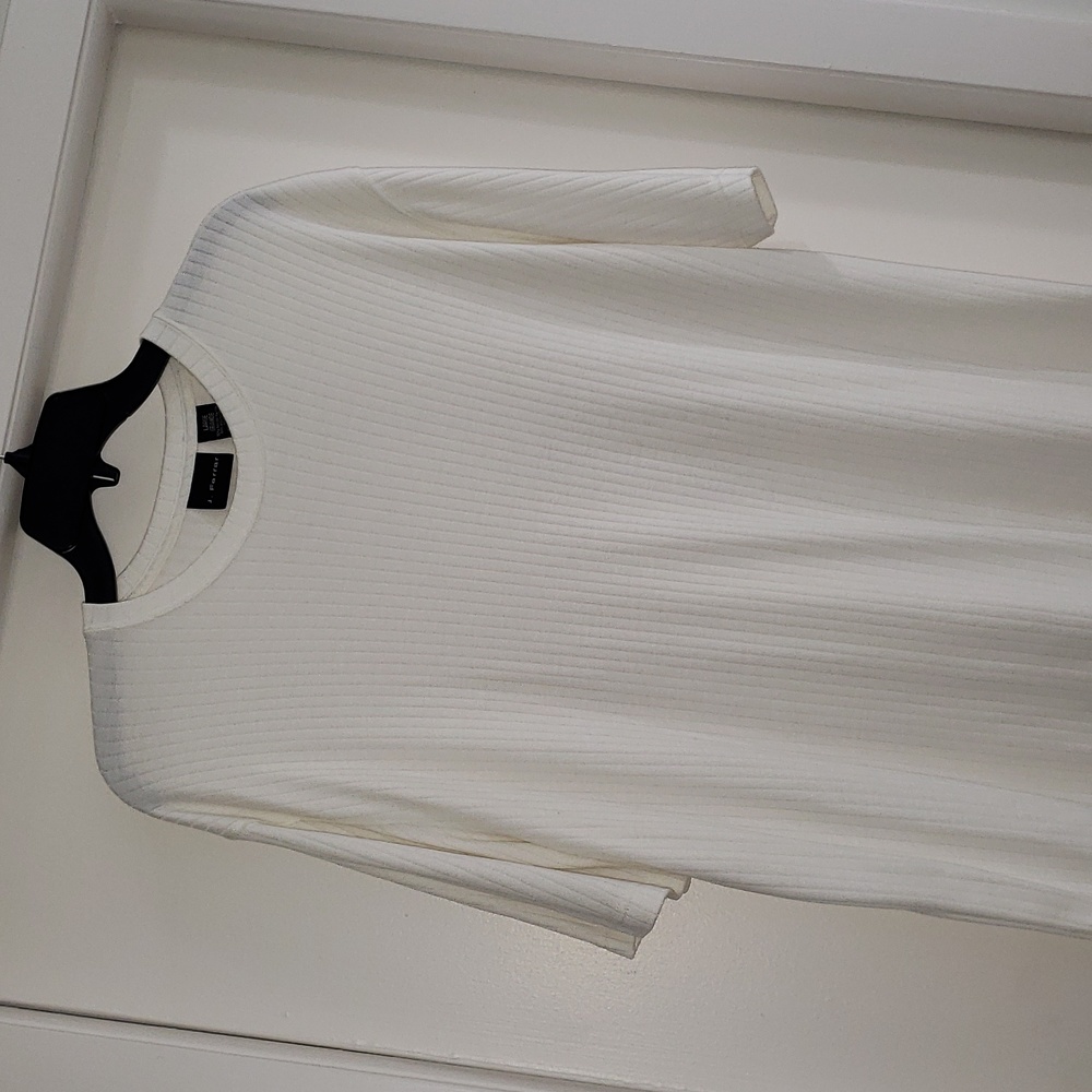 J Ferrar large White Ribbed Crewneck Pullover